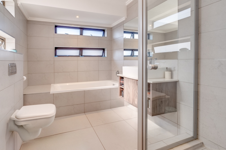 3 Bedroom Property for Sale in Bryanston Gauteng