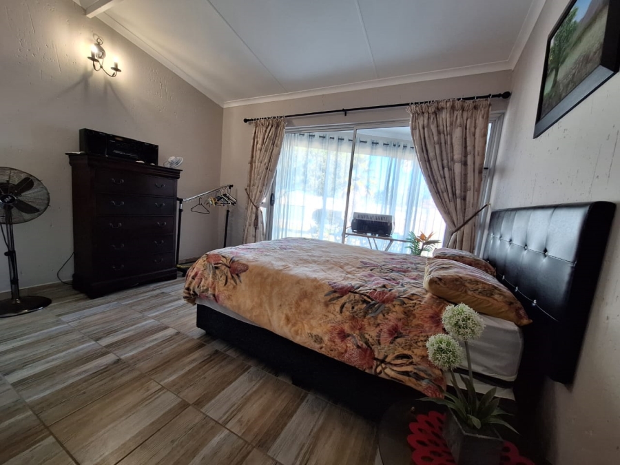 2 Bedroom Property for Sale in Vaal Marina Gauteng