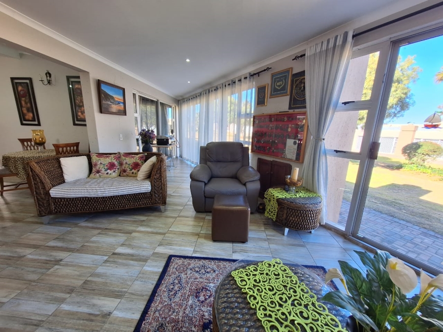 2 Bedroom Property for Sale in Vaal Marina Gauteng