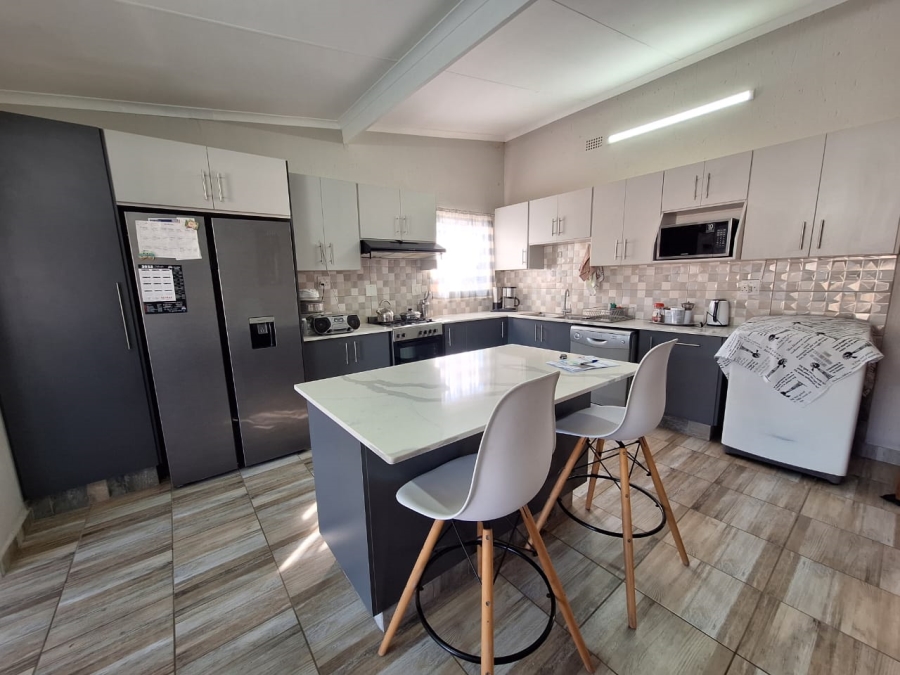 2 Bedroom Property for Sale in Vaal Marina Gauteng