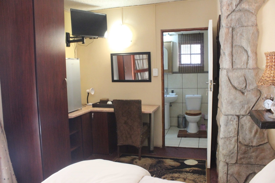 16 Bedroom Property for Sale in Aston Manor Gauteng