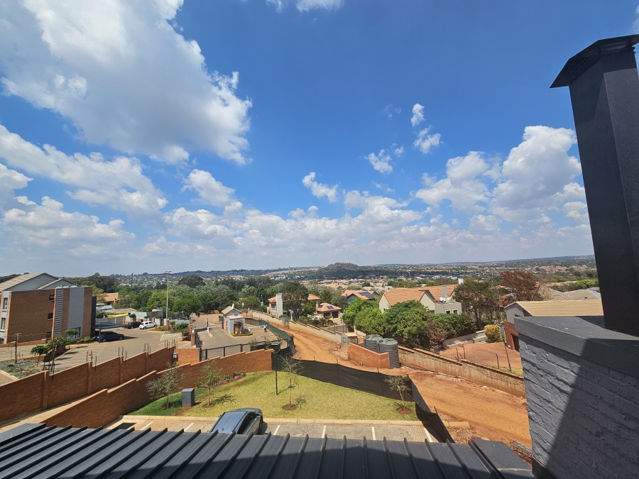 To Let 3 Bedroom Property for Rent in Olympus AH Gauteng