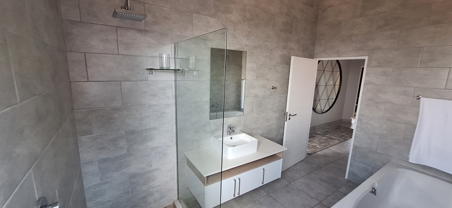 To Let 3 Bedroom Property for Rent in Olympus AH Gauteng