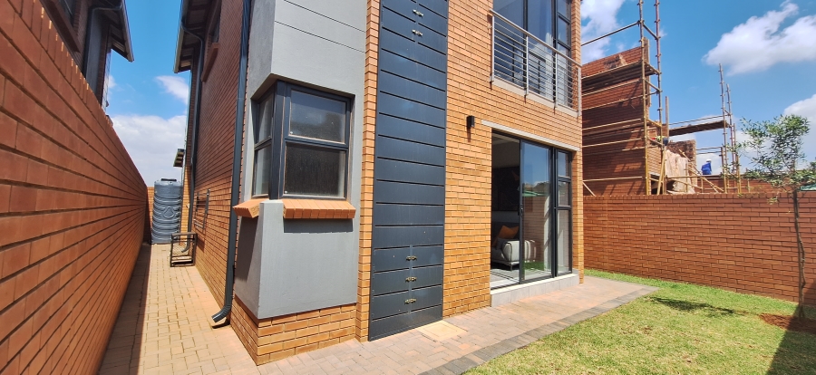 To Let 3 Bedroom Property for Rent in Olympus AH Gauteng