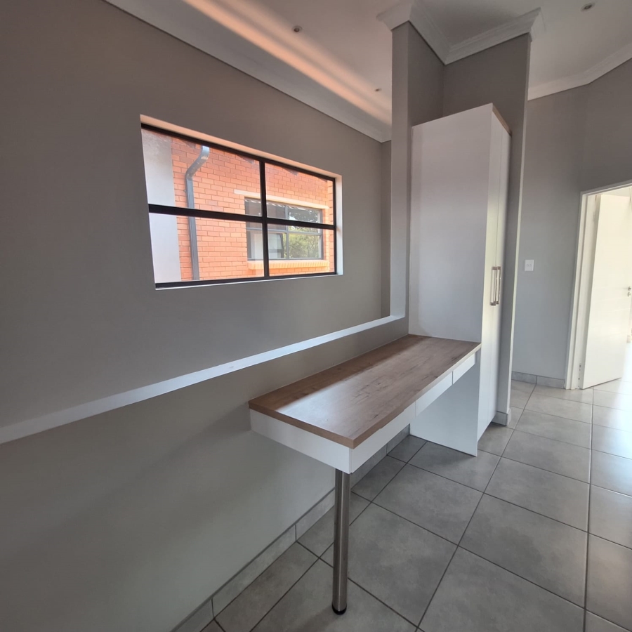 3 Bedroom Property for Sale in Olympus AH Gauteng