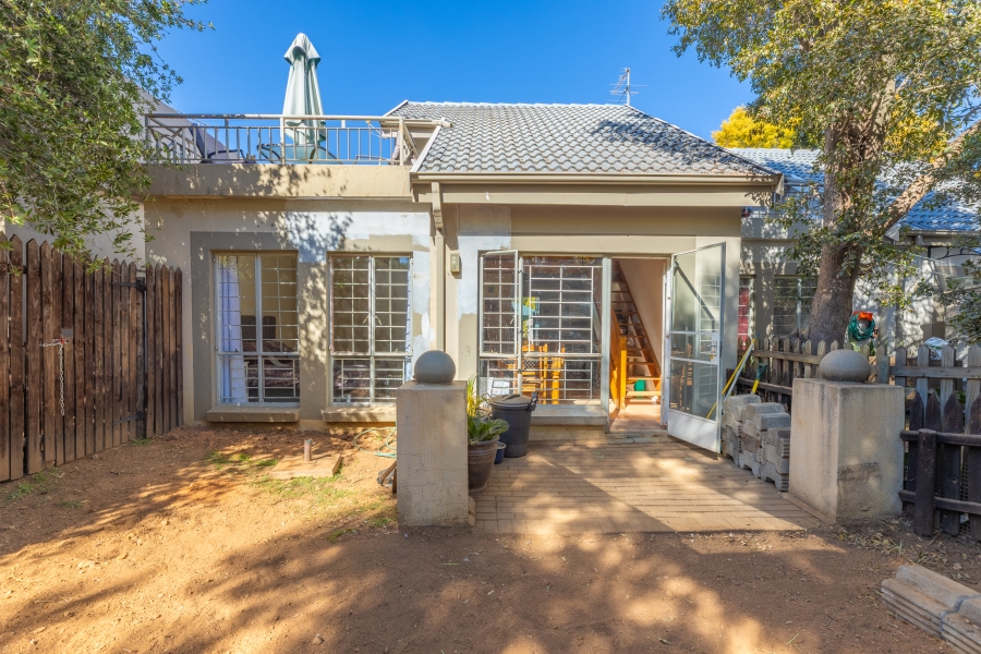 2 Bedroom Property for Sale in Douglasdale Gauteng