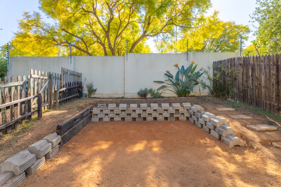 2 Bedroom Property for Sale in Douglasdale Gauteng