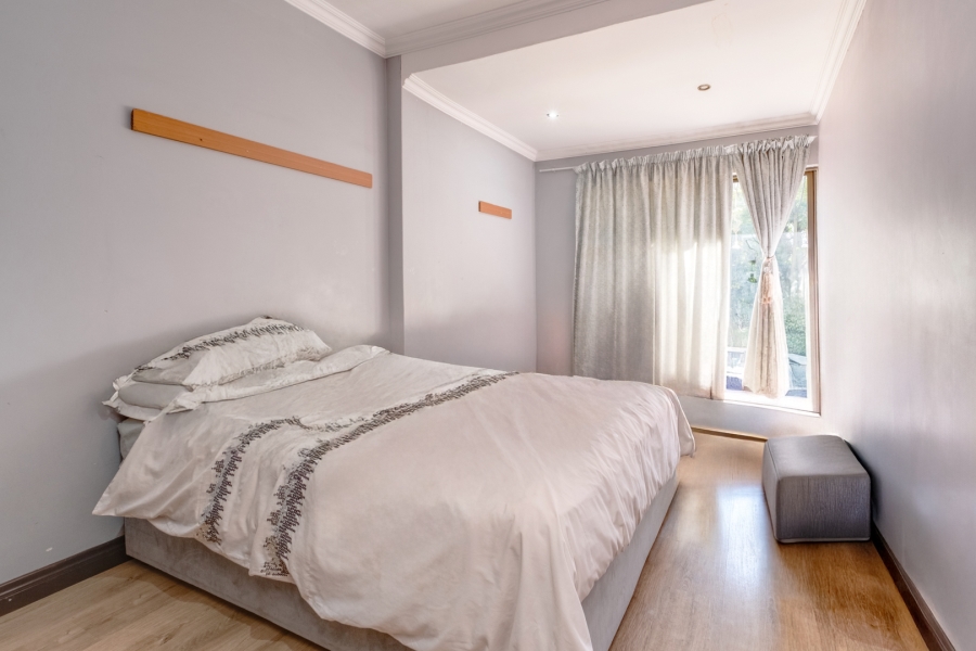 To Let 5 Bedroom Property for Rent in Bryanston Gauteng