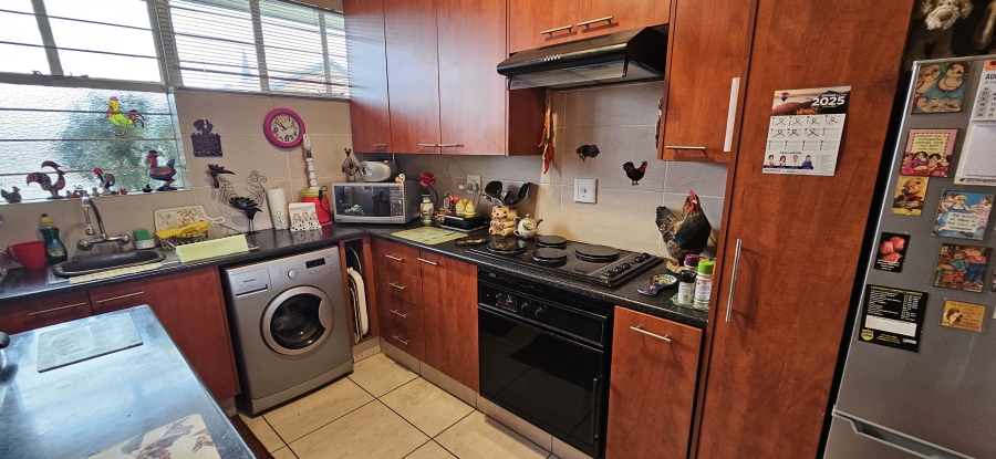 2 Bedroom Property for Sale in New Redruth Gauteng