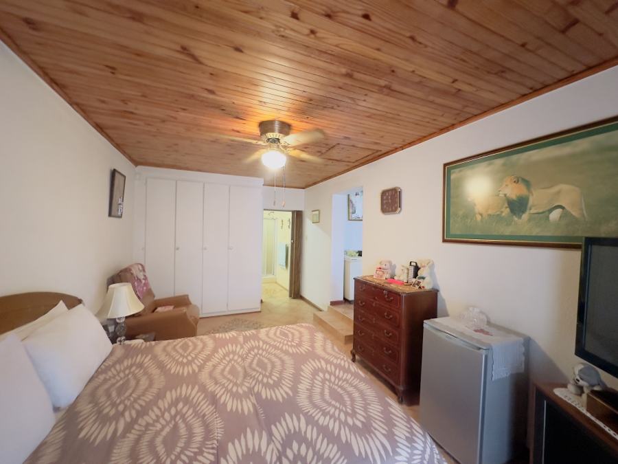 4 Bedroom Property for Sale in Verwoerdpark Gauteng