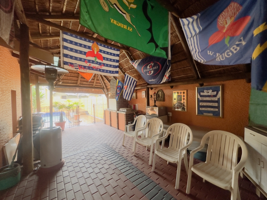 4 Bedroom Property for Sale in Verwoerdpark Gauteng