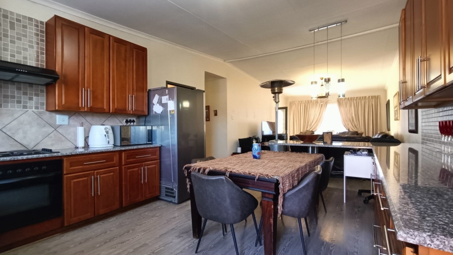 3 Bedroom Property for Sale in Liefde en Vrede Gauteng