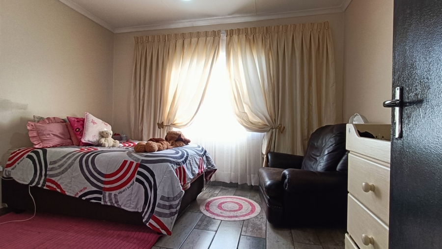 3 Bedroom Property for Sale in Liefde en Vrede Gauteng