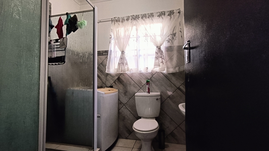 3 Bedroom Property for Sale in Liefde en Vrede Gauteng