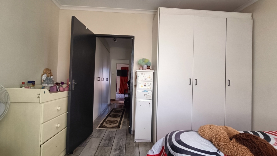3 Bedroom Property for Sale in Liefde en Vrede Gauteng