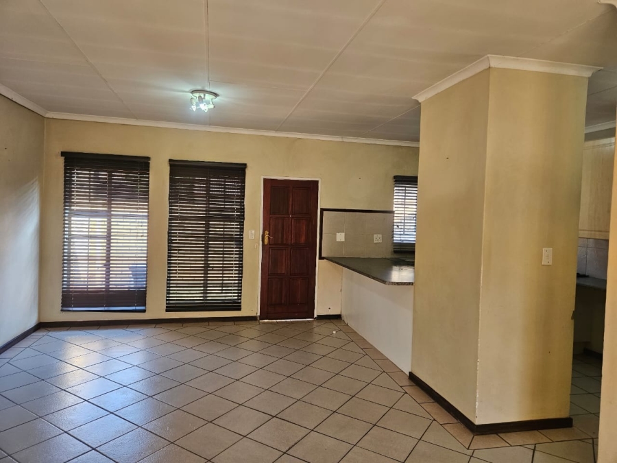 To Let 2 Bedroom Property for Rent in Equestria Gauteng