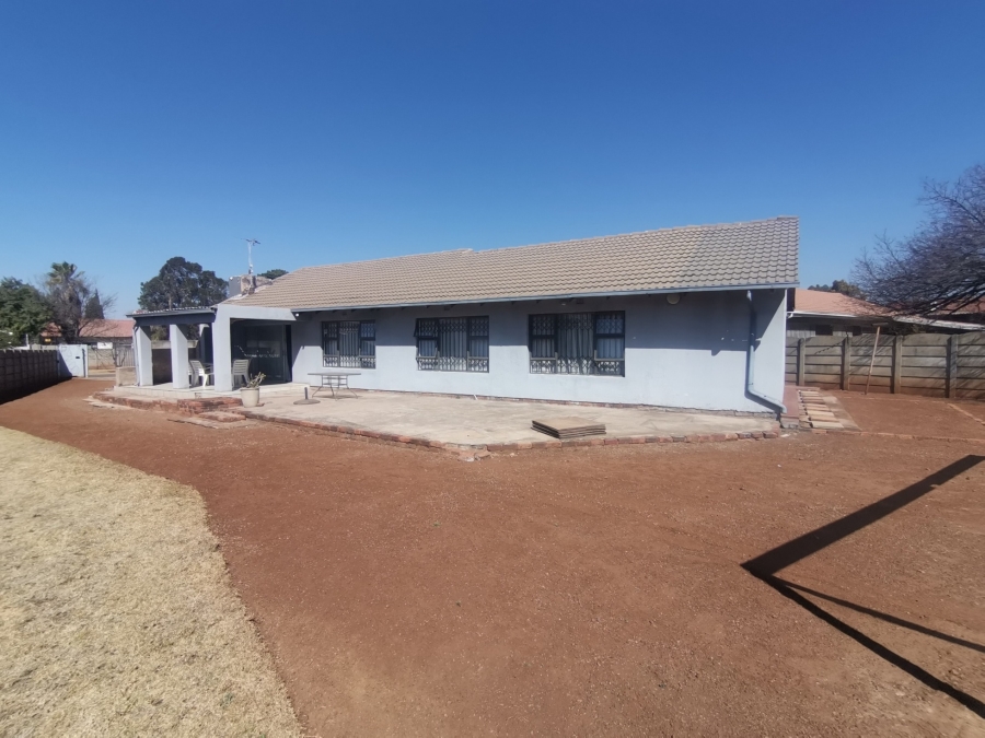 3 Bedroom Property for Sale in Mayberry Park Gauteng