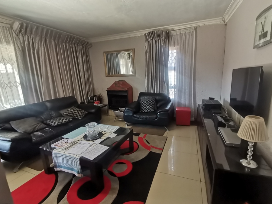 3 Bedroom Property for Sale in Mayberry Park Gauteng