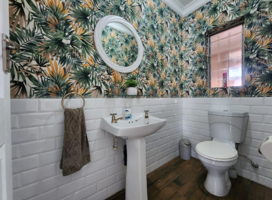 3 Bedroom Property for Sale in Brackenhurst Gauteng