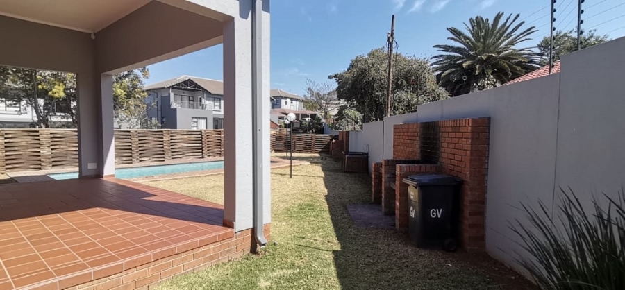 2 Bedroom Property for Sale in Oakdene Gauteng