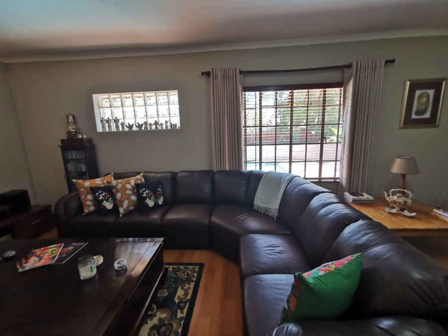 4 Bedroom Property for Sale in Brackendowns Gauteng