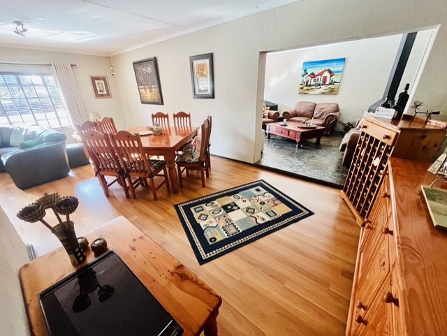 4 Bedroom Property for Sale in Brackendowns Gauteng