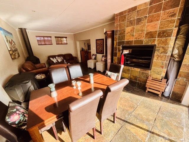 4 Bedroom Property for Sale in Brackendowns Gauteng