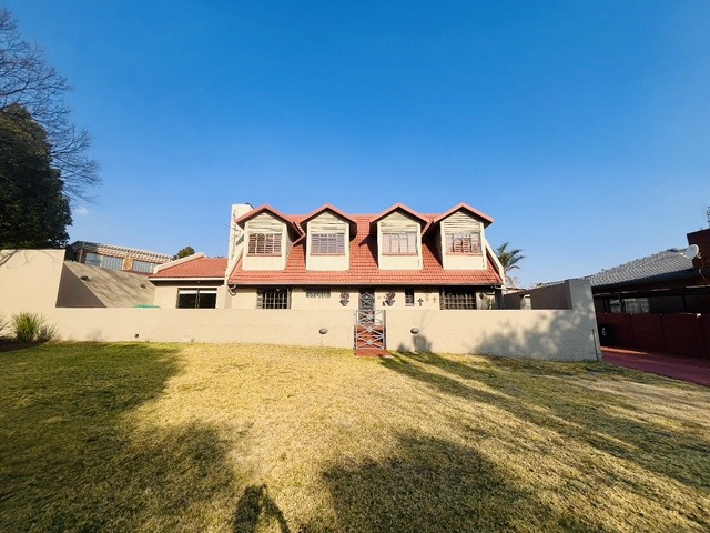 4 Bedroom Property for Sale in Brackendowns Gauteng