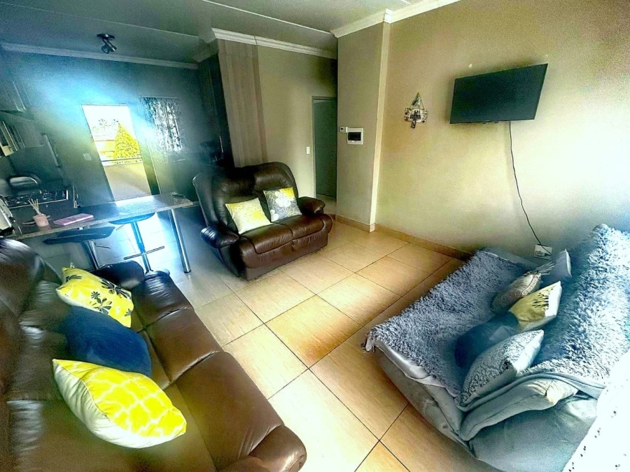 2 Bedroom Property for Sale in Moregloed Gauteng