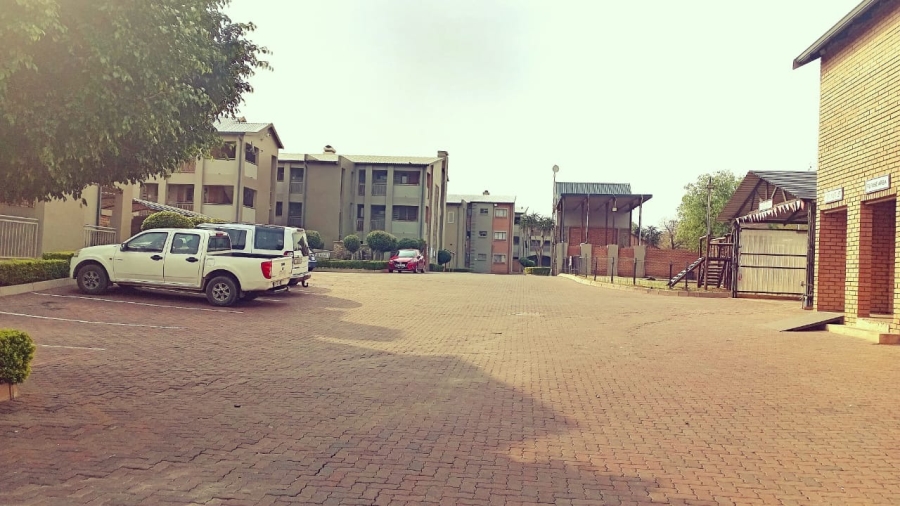 2 Bedroom Property for Sale in Moregloed Gauteng