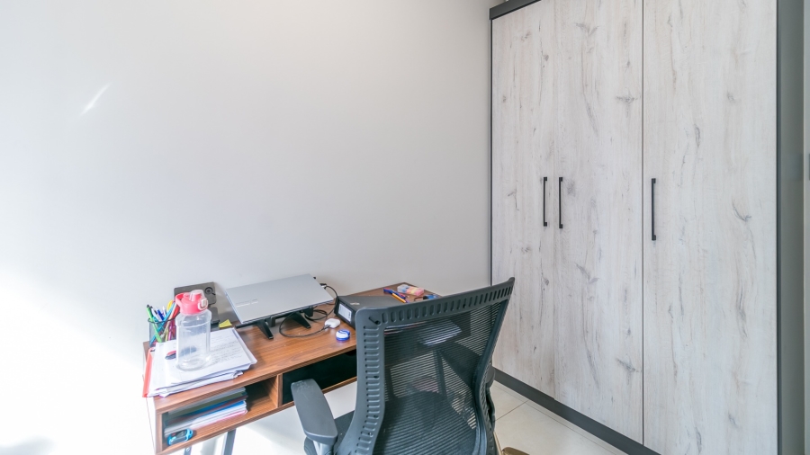 2 Bedroom Property for Sale in Carlswald Gauteng