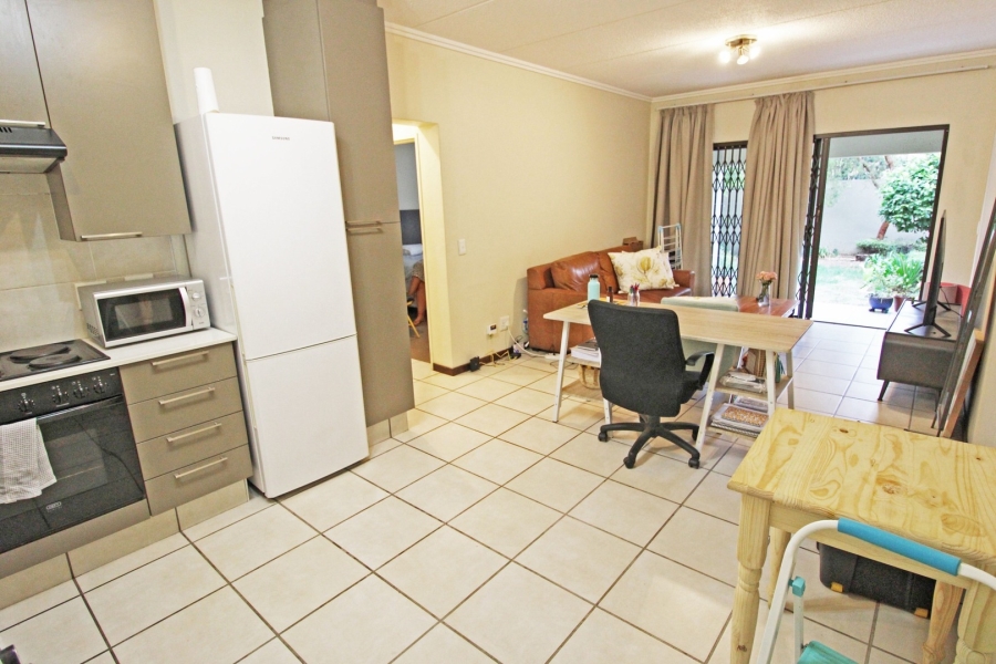 1 Bedroom Property for Sale in Bryanston Gauteng