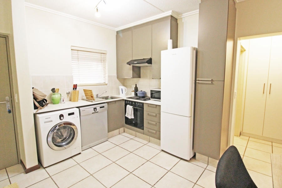 1 Bedroom Property for Sale in Bryanston Gauteng