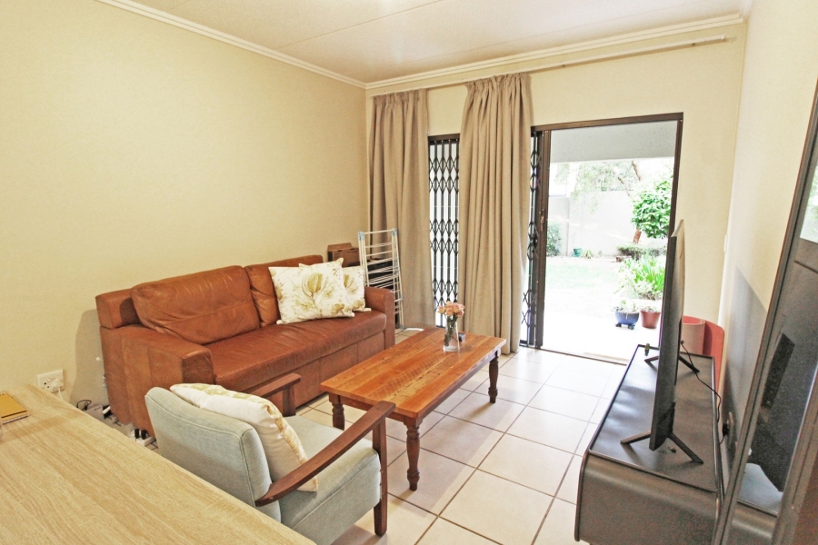 1 Bedroom Property for Sale in Bryanston Gauteng