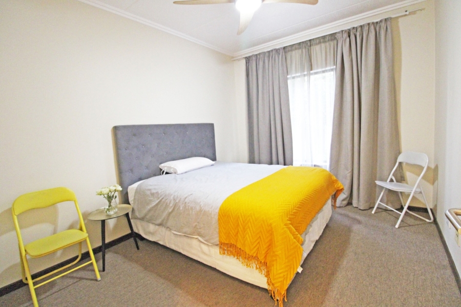 1 Bedroom Property for Sale in Bryanston Gauteng