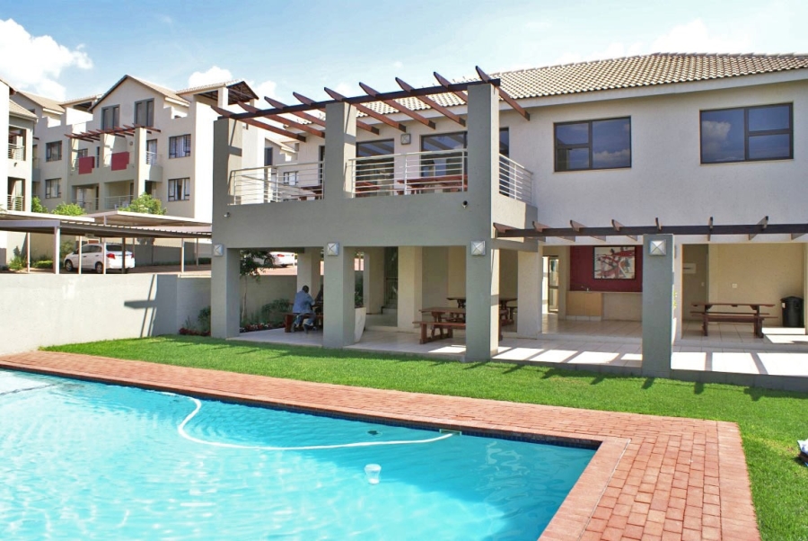 1 Bedroom Property for Sale in Bryanston Gauteng