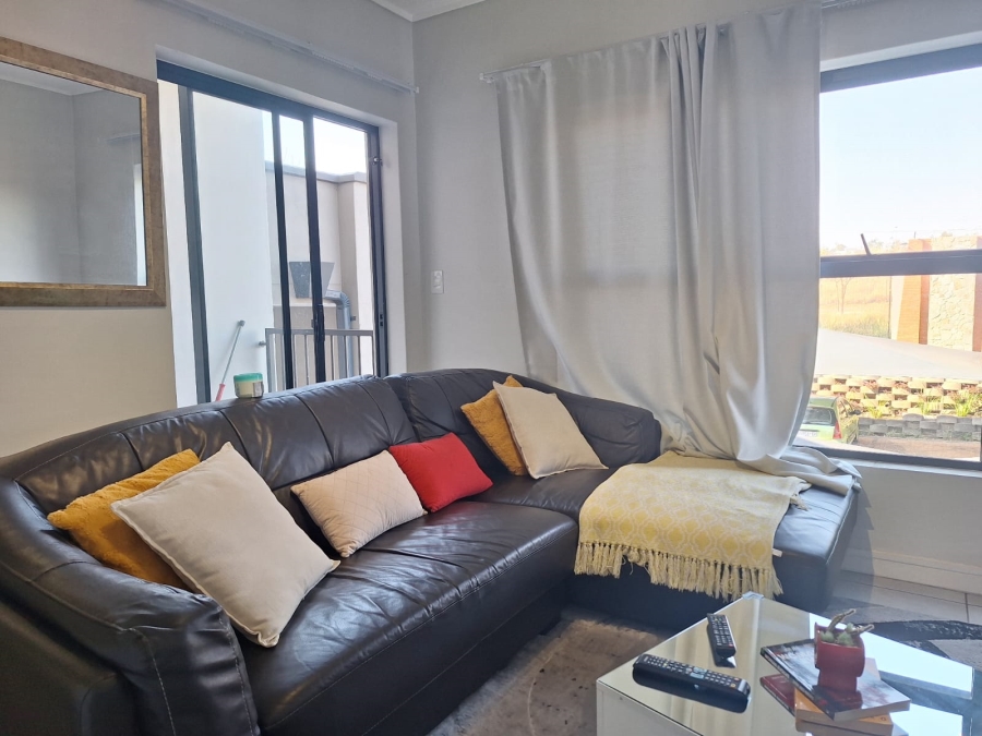 To Let 1 Bedroom Property for Rent in Modderfontein Gauteng