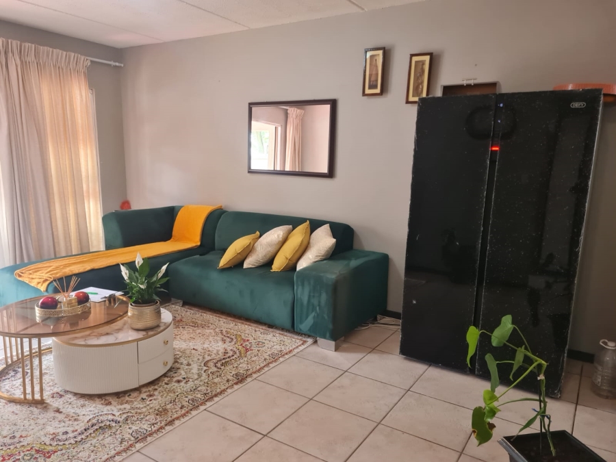 2 Bedroom Property for Sale in Buccleuch Gauteng