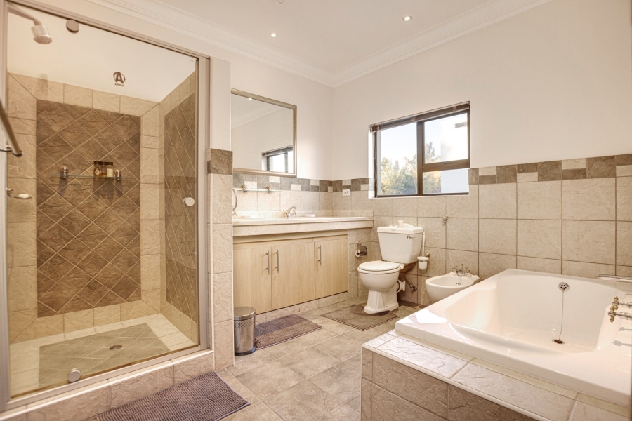 4 Bedroom Property for Sale in Dainfern Golf Estate Gauteng