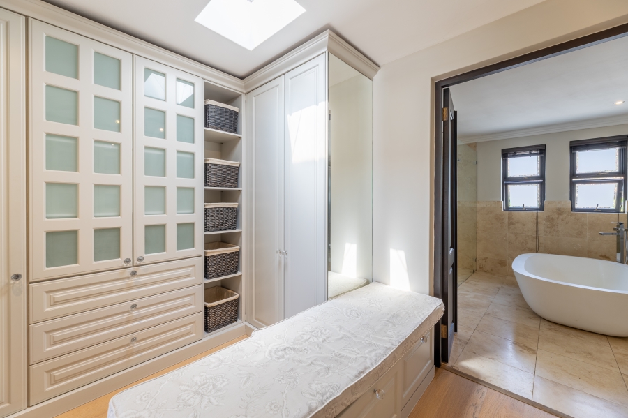 4 Bedroom Property for Sale in Cedar Lakes Gauteng