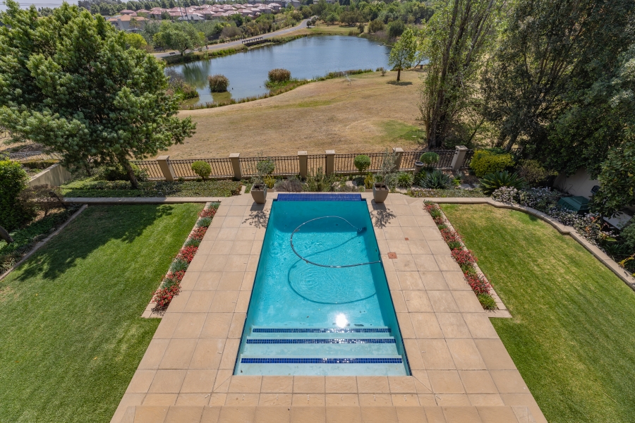 4 Bedroom Property for Sale in Cedar Lakes Gauteng