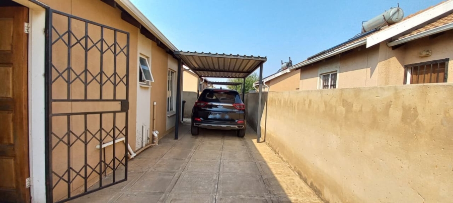2 Bedroom Property for Sale in Windmill Park Gauteng