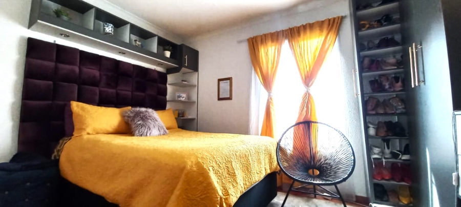 2 Bedroom Property for Sale in Windmill Park Gauteng