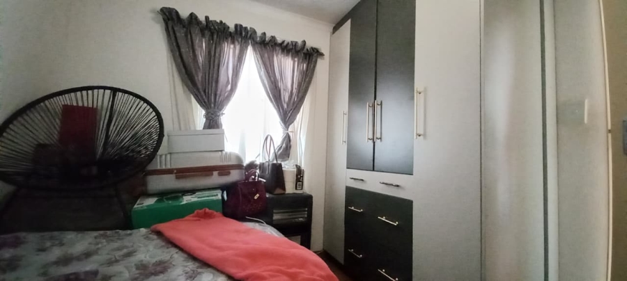 2 Bedroom Property for Sale in Windmill Park Gauteng