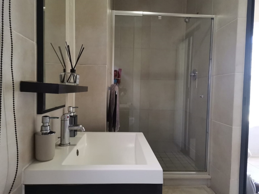 3 Bedroom Property for Sale in Oakdene Gauteng