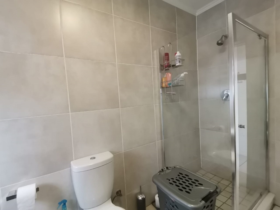 3 Bedroom Property for Sale in Oakdene Gauteng