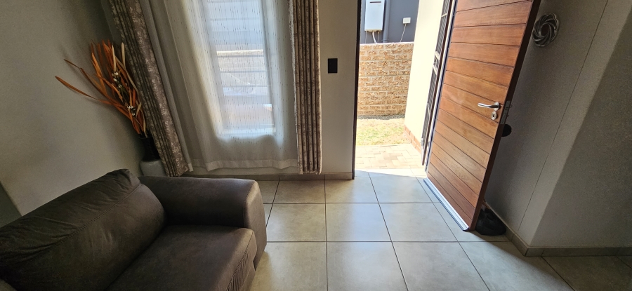 2 Bedroom Property for Sale in South Hills Gauteng