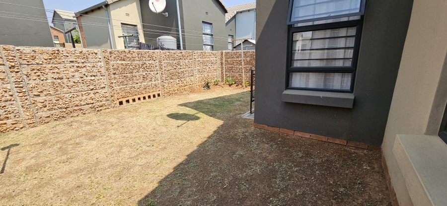 2 Bedroom Property for Sale in South Hills Gauteng