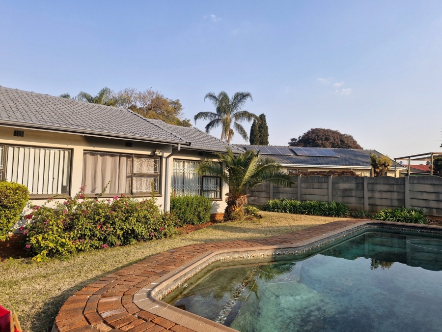 4 Bedroom Property for Sale in Birch Acres Gauteng