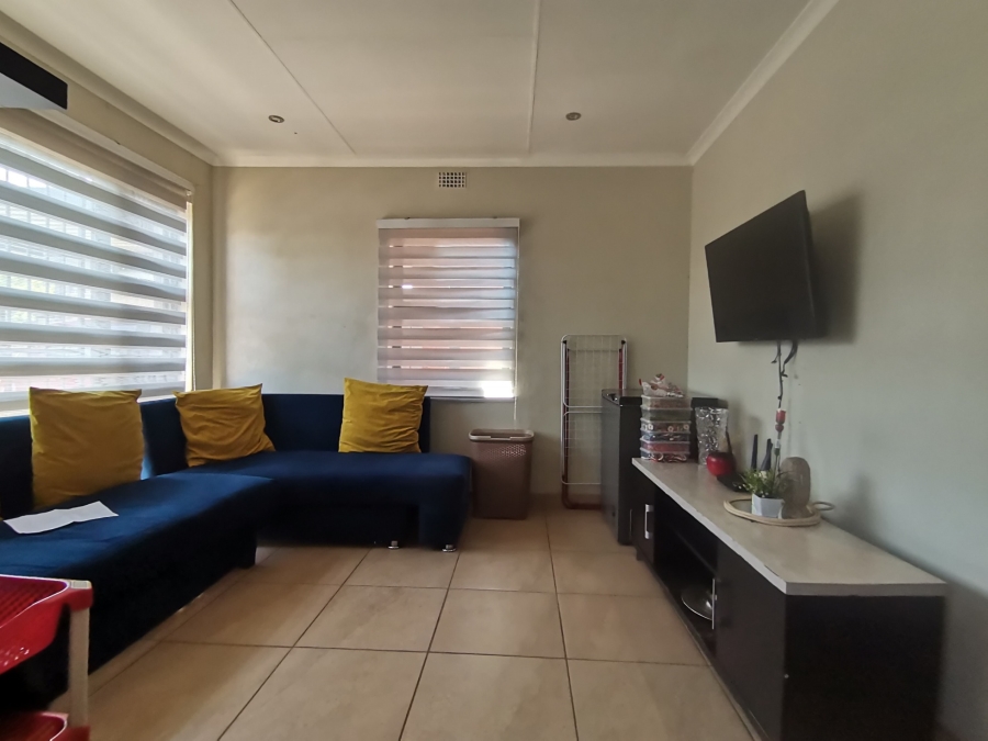 To Let 3 Bedroom Property for Rent in Leopard